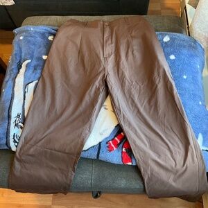 LIKE NEW Ocean View Dining Elevated Menswear Medium